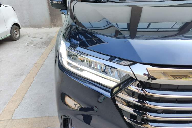 Used Honda Odyssey 2022 2.0L eHEV Sharp Supreme Edition Right Front Headlight
