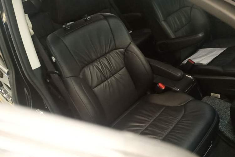 Used Honda Odyssey 2022 2.0L eHEV Sharp Enjoyment Edition Right Front Seat
