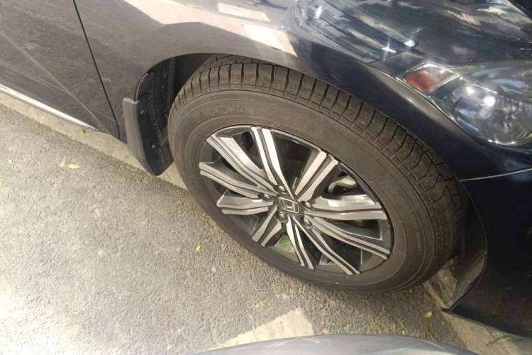 Used Honda Odyssey 2022 2.0L eHEV Sharp Enjoyment Edition Right Front Wheel Hub