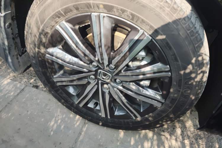 Used Honda Odyssey 2022 2.0L eHEV Sharp Enjoyment Edition Right Front Wheel Hub