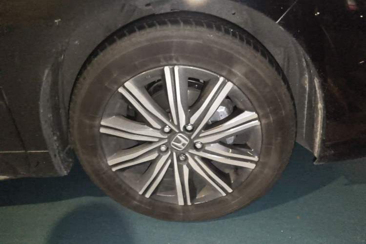 Used Honda Odyssey 2022 2.0L eHEV Sharp Enjoyment Edition Right Front Wheel Hub