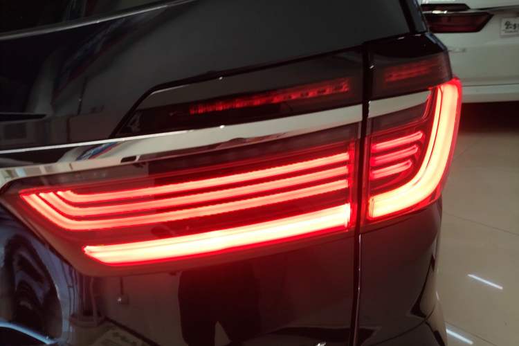 Used Honda Odyssey 2022 2.0L eHEV Sharp Enjoyment Edition Right Rear Taillight