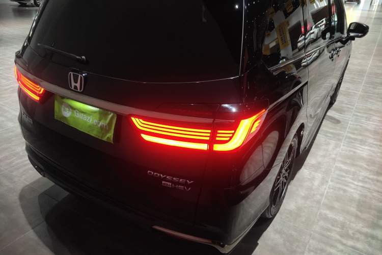 Used Honda Odyssey 2022 2.0L eHEV Sharp·Luxury Edition Right Rear Taillight