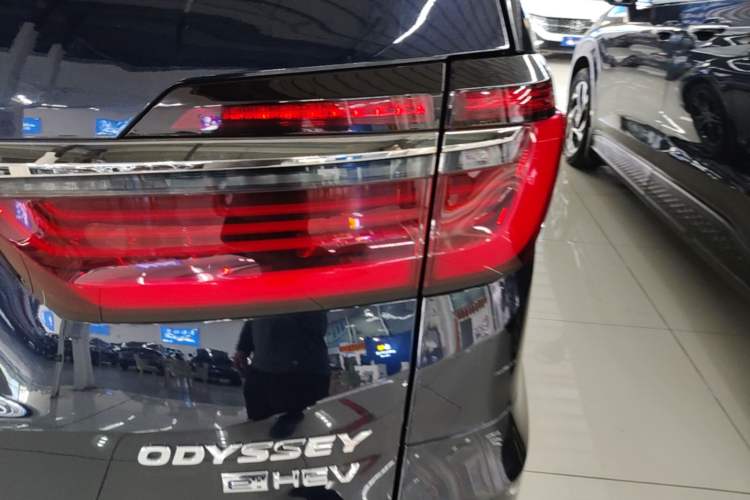 Used Honda Odyssey 2022 2.0L eHEV Sharp·Luxury Edition Right Rear Taillight