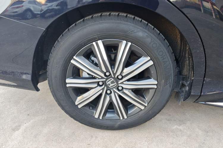 Used Honda Odyssey 2022 2.0L eHEV Sharp Enjoyment Edition Right Rear Wheel Hub