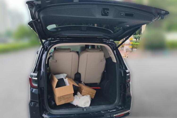 Used Honda Odyssey 2022 2.0L eHEV Prestige Four-Seater Edition Trunk