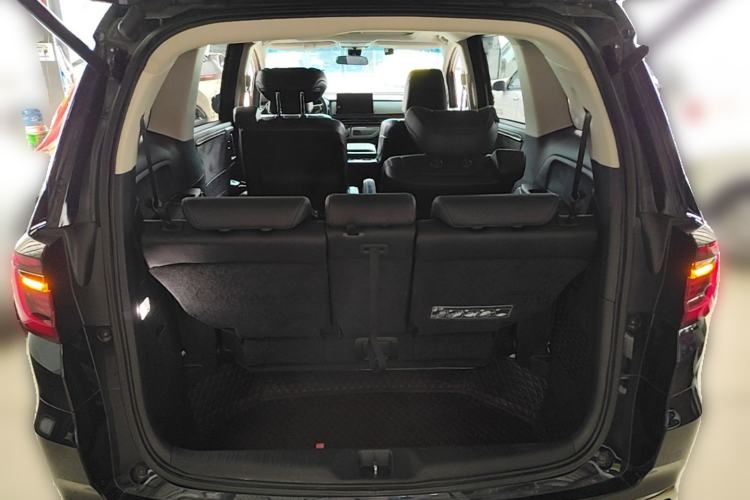 Used Honda Odyssey 2022 2.0L eHEV Sharp Enjoyment Edition Trunk