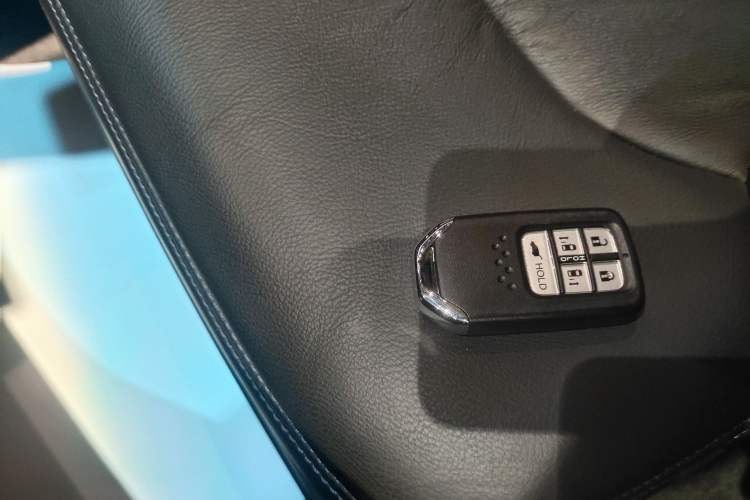 Used Honda Odyssey 2022 2.0L eHEV Sharp·Luxury Edition Vehicle Key