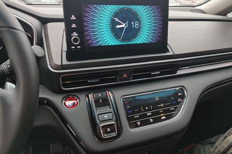 Used Honda Odyssey 2022 2.0L eHEV Sharp·Luxury Edition Audio And AC Panel