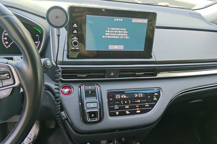 Used Honda Odyssey 2022 2.0L eHEV Sharp Supreme Edition Audio And AC Panel