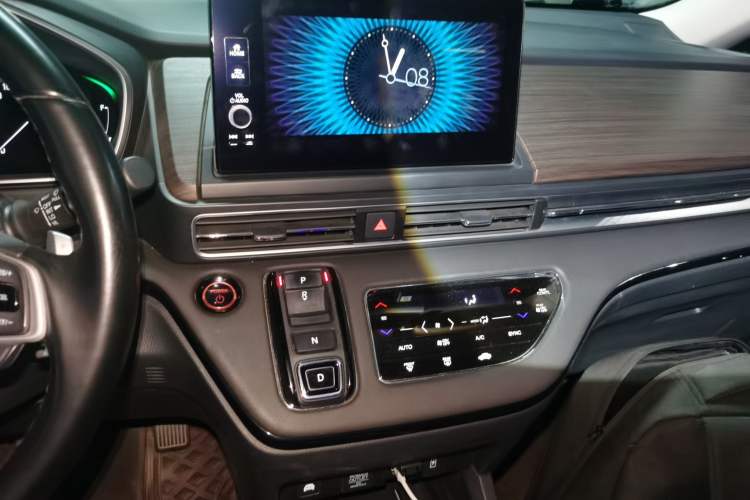 Used Honda Odyssey 2022 2.0L eHEV Sharp·Luxury Edition Audio And AC Panel