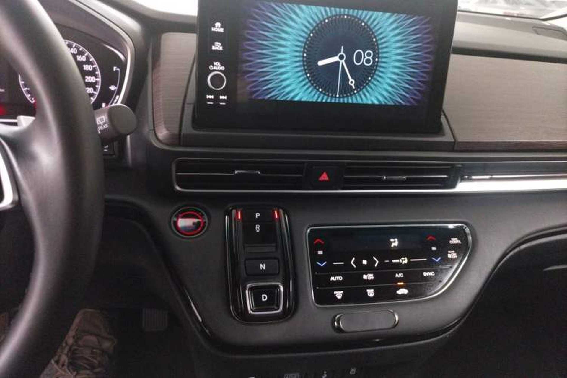Used Honda Odyssey 2022 2.0L eHEV Sharp·Luxury Edition Audio And AC Panel