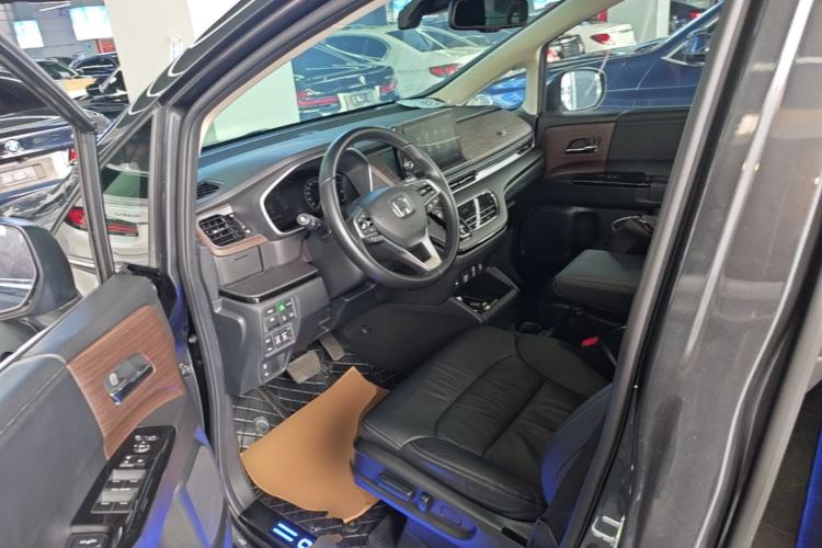 Used Honda Odyssey 2022 2.0L eHEV Sharp Supreme Edition Driver Seat