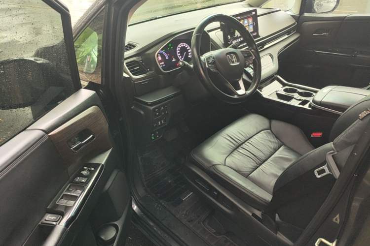 Used Honda Odyssey 2022 2.0L eHEV Sharp·Luxury Edition Driver Seat