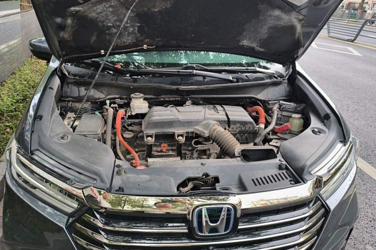 Used Honda Odyssey 2022 2.0L eHEV Sharp Supreme Edition Engine Bay