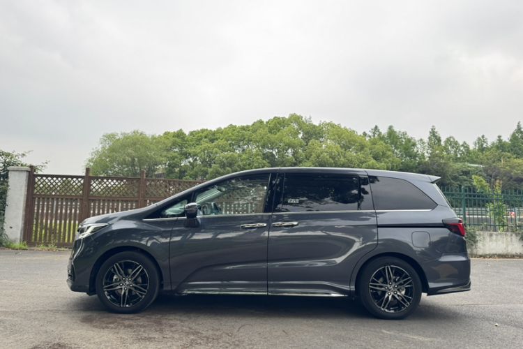 Used Honda Odyssey 2022 2.0L eHEV Sharp Supreme Edition Exterior 12