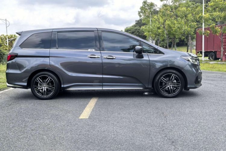Used Honda Odyssey 2022 2.0L eHEV Sharp·Luxury Edition Exterior 4