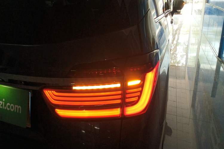 Used Honda Odyssey 2022 2.0L eHEV Sharp Supreme Edition Exterior 6