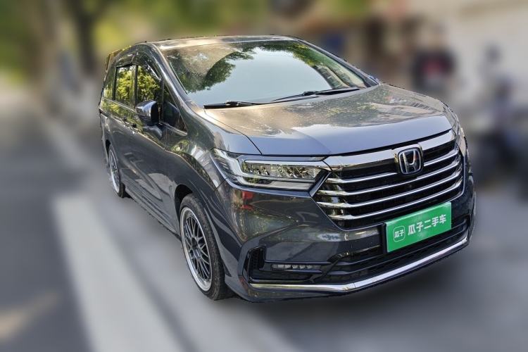 Used Honda Odyssey 2022 2.0L eHEV Sharp Supreme Edition Front Right 45 Deg