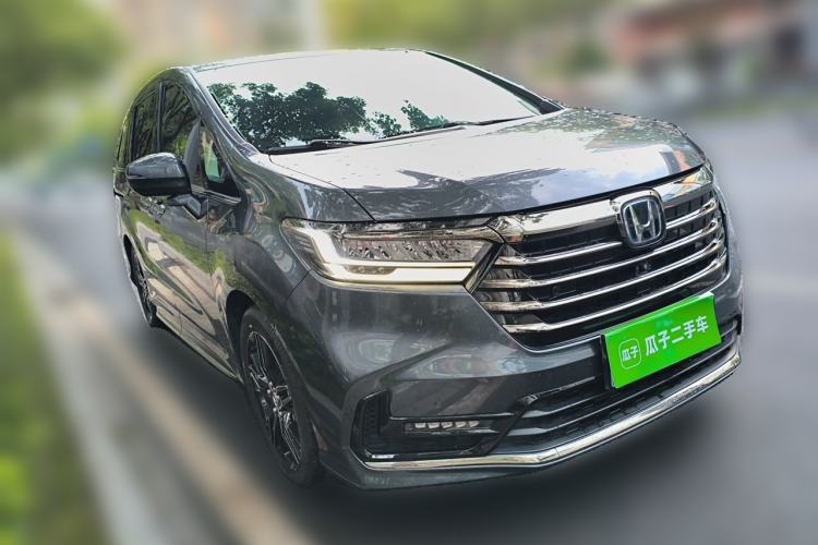 Used Honda Odyssey 2022 2.0L eHEV Sharp Supreme Edition Front Right 45 Deg