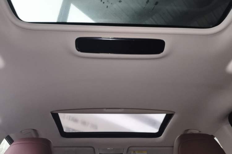 Used Honda Odyssey 2022 2.0L eHEV Sharp Supreme Edition Headliner
