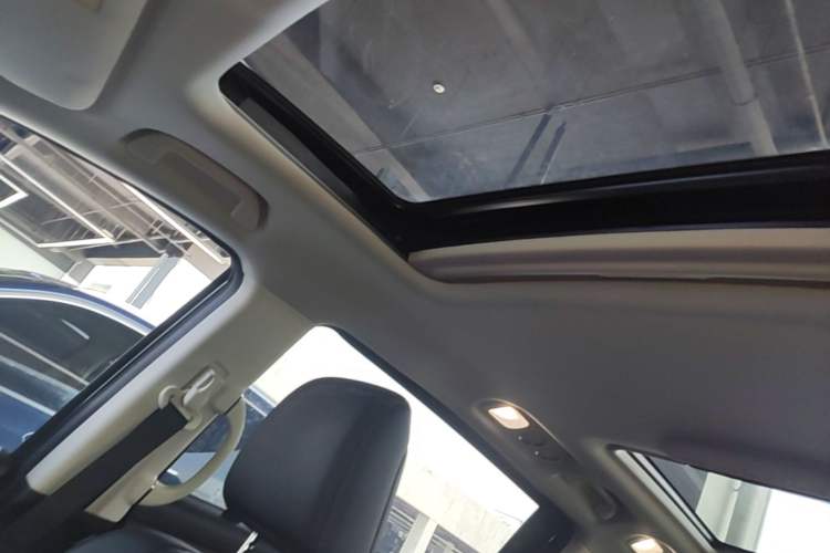 Used Honda Odyssey 2022 2.0L eHEV Sharp Supreme Edition Headliner