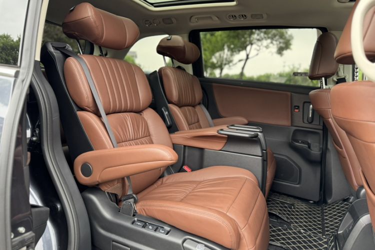 Used Honda Odyssey 2022 2.0L eHEV Sharp Supreme Edition Interior 1