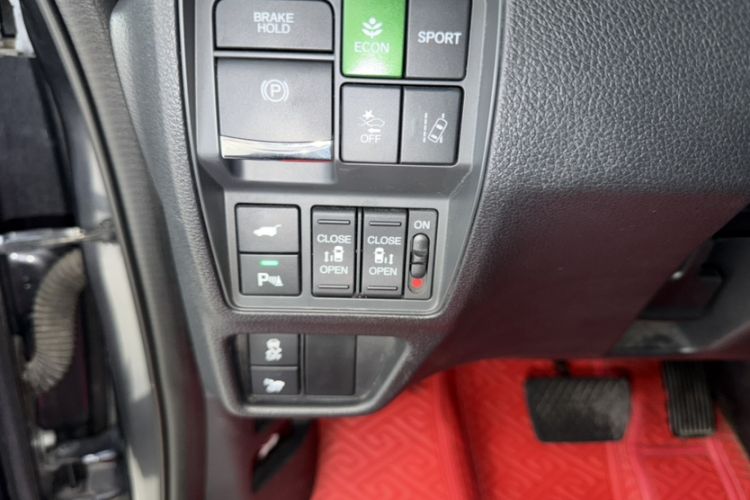 Used Honda Odyssey 2022 2.0L eHEV Sharp Supreme Edition Interior 4
