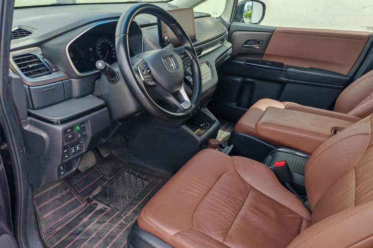 Used Honda Odyssey 2022 2.0L eHEV Sharp Supreme Edition Interior 4