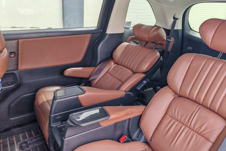 Used Honda Odyssey 2022 2.0L eHEV Sharp Supreme Edition Interior 5