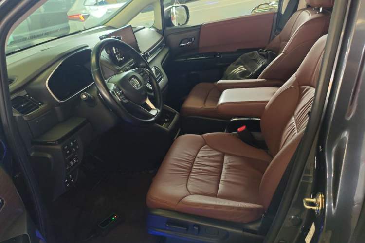 Used Honda Odyssey 2022 2.0L eHEV Sharp·Luxury Edition Left Front Seat