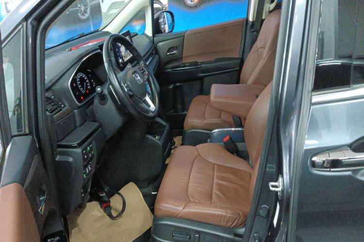 Used Honda Odyssey 2022 2.0L eHEV Sharp Supreme Edition Left Front Seat
