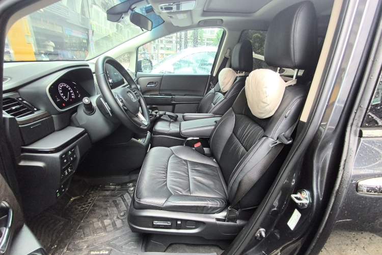 Used Honda Odyssey 2022 2.0L eHEV Sharp·Luxury Edition Left Front Seat