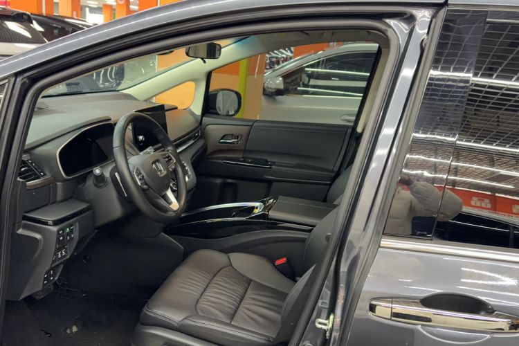 Used Honda Odyssey 2022 2.0L eHEV Sharp·Luxury Edition Left Front Seat