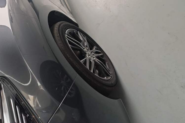 Used Honda Odyssey 2022 2.0L eHEV Sharp Supreme Edition Left Front Wheel Hub