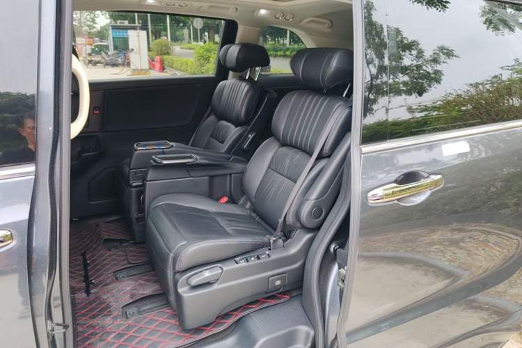 Used Honda Odyssey 2022 2.0L eHEV Sharp Supreme Edition Left Rear Seat