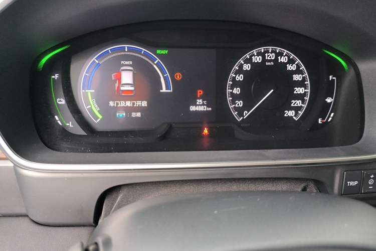 Used Honda Odyssey 2022 2.0L eHEV Sharp Supreme Edition Odometer Close Up