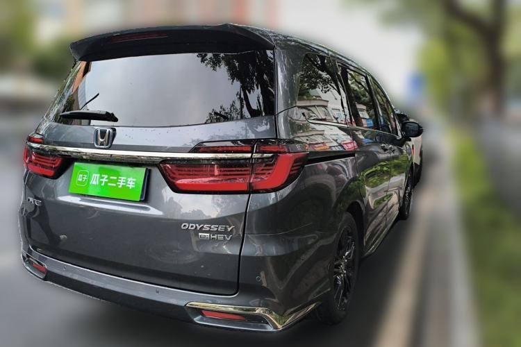 Used Honda Odyssey 2022 2.0L eHEV Sharp Supreme Edition Rear Right 45 Deg