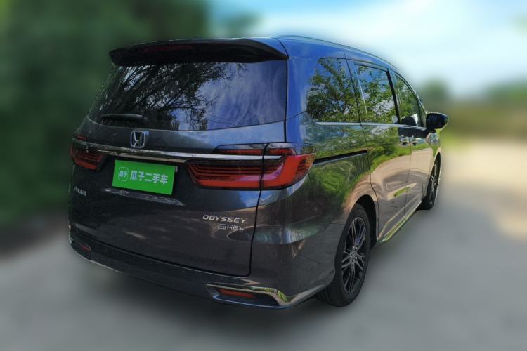 Used Honda Odyssey 2022 2.0L eHEV Sharp·Luxury Edition Rear Right 45 Deg