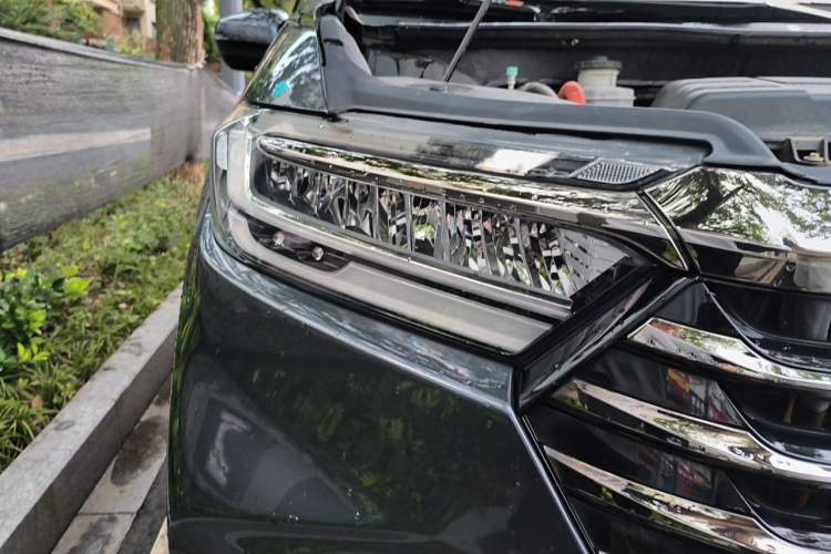 Used Honda Odyssey 2022 2.0L eHEV Sharp Supreme Edition Right Front Headlight