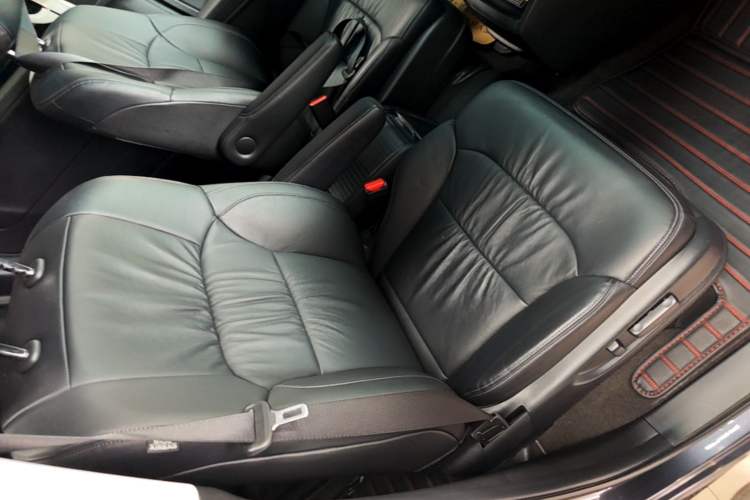 Used Honda Odyssey 2022 2.0L eHEV Sharp·Luxury Edition Right Front Seat