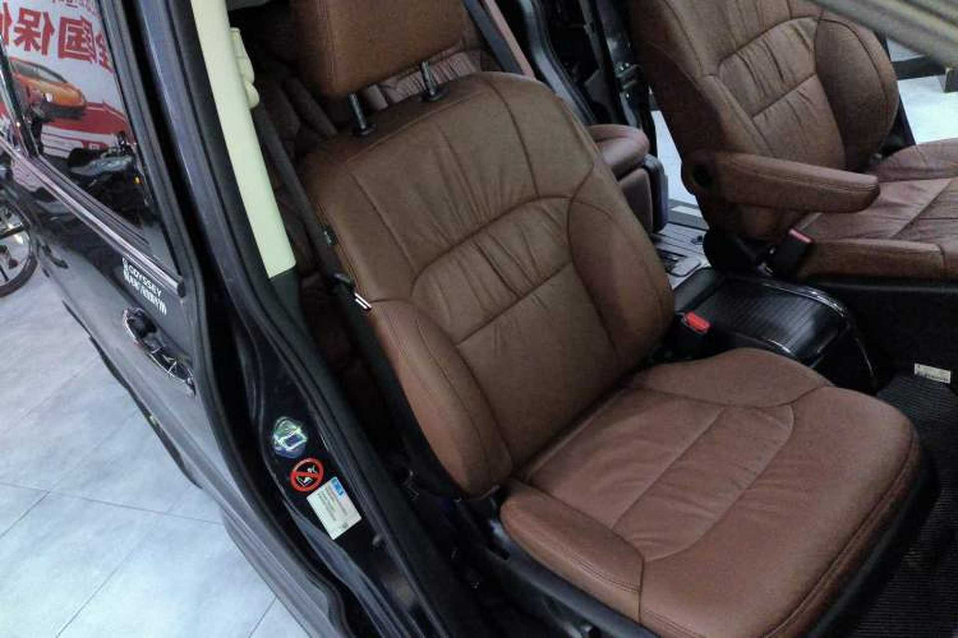 Used Honda Odyssey 2022 2.0L eHEV Sharp·Luxury Edition Right Front Seat