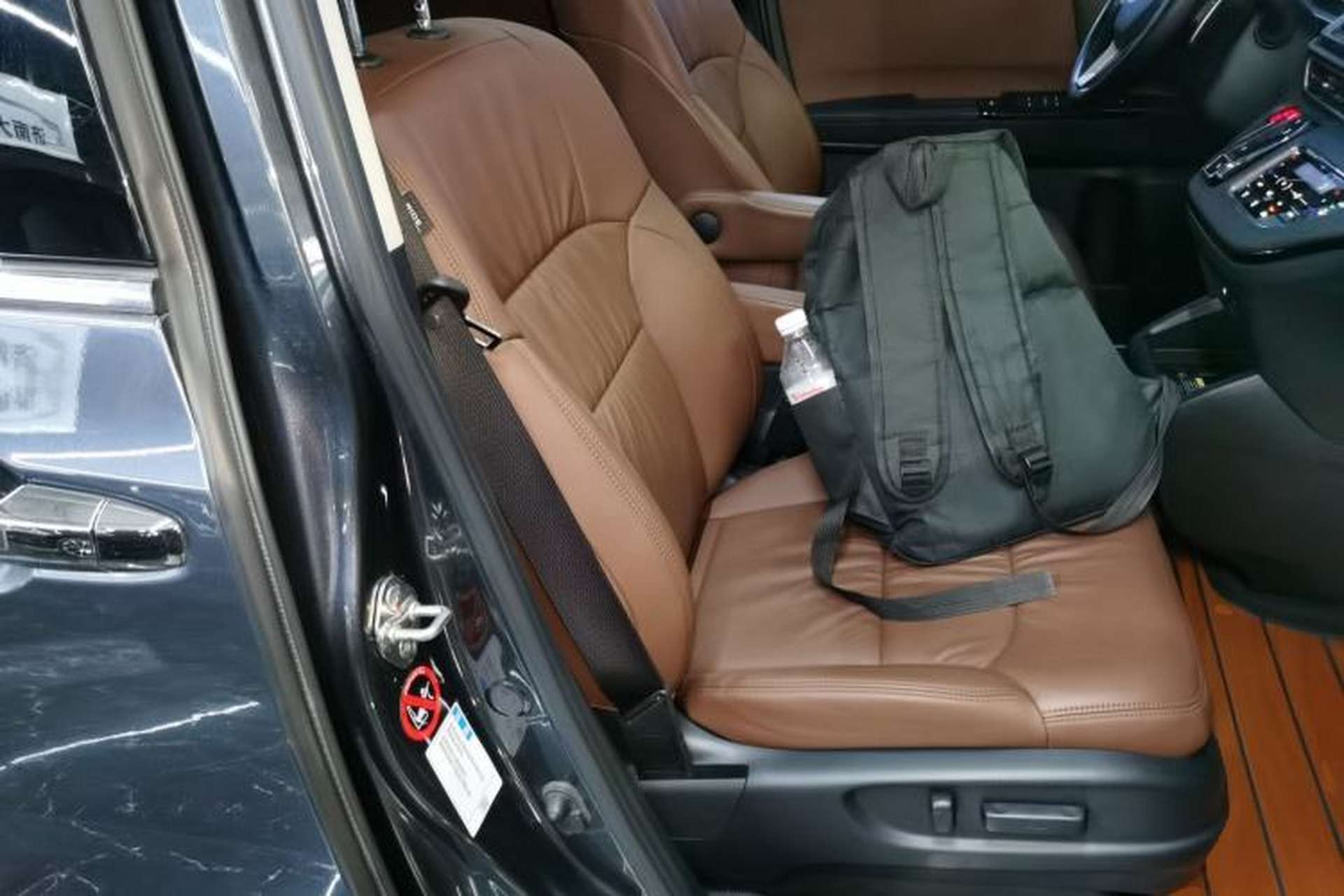 Used Honda Odyssey 2022 2.0L eHEV Sharp·Luxury Edition Right Front Seat