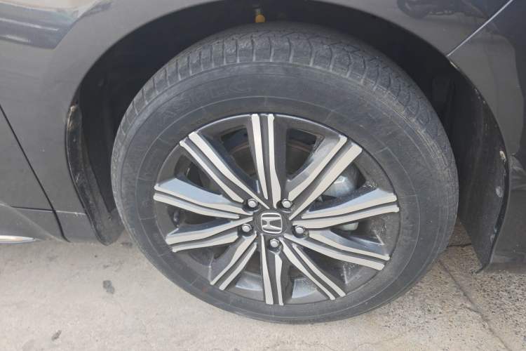 Used Honda Odyssey 2022 2.0L eHEV Sharp Smart Edition Right Front Wheel Hub
