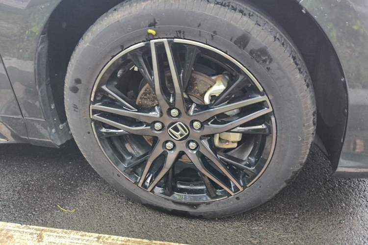 Used Honda Odyssey 2022 2.0L eHEV Sharp Supreme Edition Right Front Wheel Hub