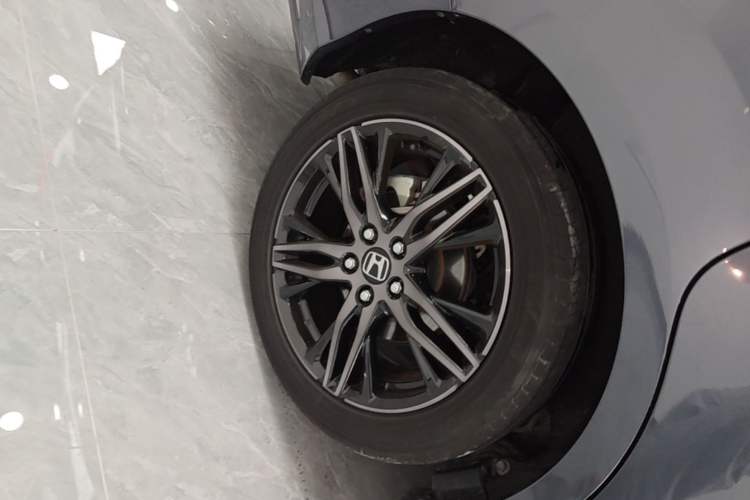 Used Honda Odyssey 2022 2.0L eHEV Sharp·Luxury Edition Right Rear Wheel Hub