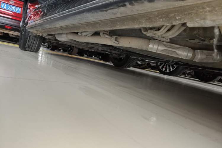 Used Honda Odyssey 2022 2.0L eHEV Sharp Supreme Edition Right Side Sill