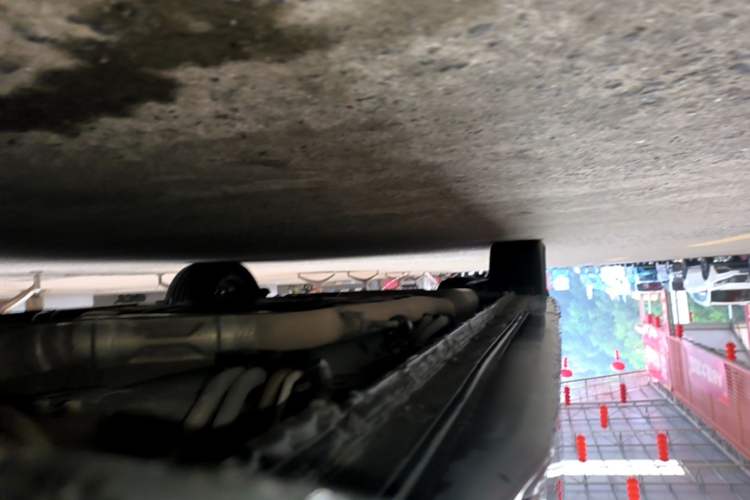 Used Honda Odyssey 2022 2.0L eHEV Sharp Supreme Edition Right Side Sill