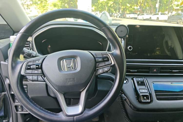 Used Honda Odyssey 2022 2.0L eHEV Sharp Supreme Edition Steering Wheel