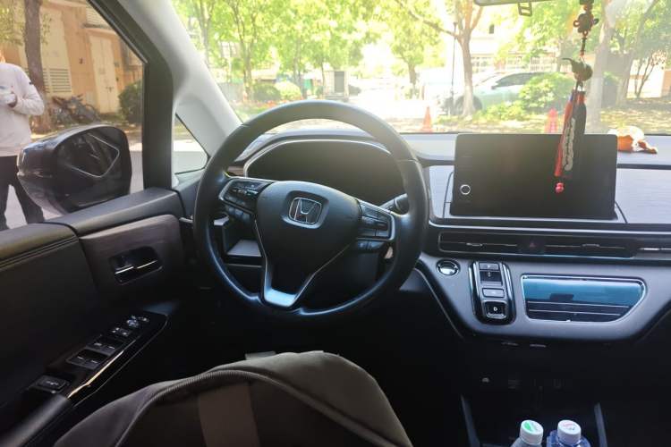 Used Honda Odyssey 2022 2.0L eHEV Sharp Enjoyment Edition Steering Wheel